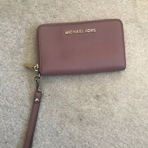 Michael Kors Wallet/wristlet